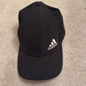 NWOT Adidas One Size Fits All Subtle Black Plaid Hat

G